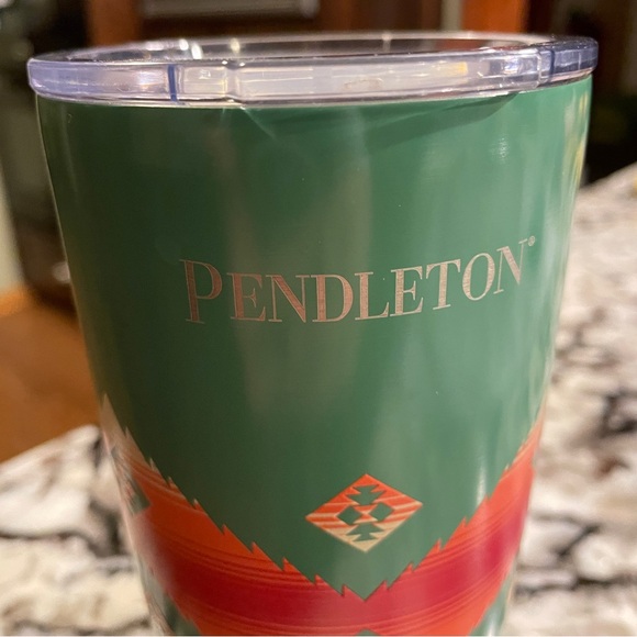 PENDLETON AZTEC Southwestern Pattern Stainless TUMBLER Insulated CUP 20 Oz. - Picture 2 of 5